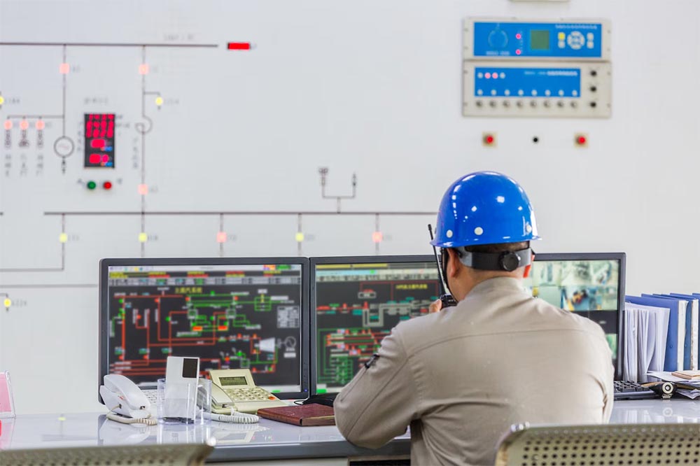Why Raw Material Variability and Non-linear Process Gain Break Your Control Loops